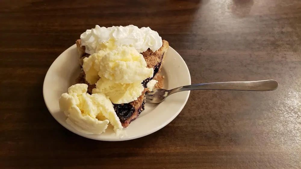 Blueberry Crumb Pie